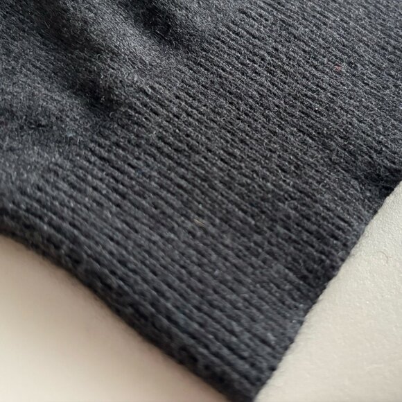 Everlane Classic Cashmere Crew Sweater in Black, sz XXS - Picture 7 of 9
